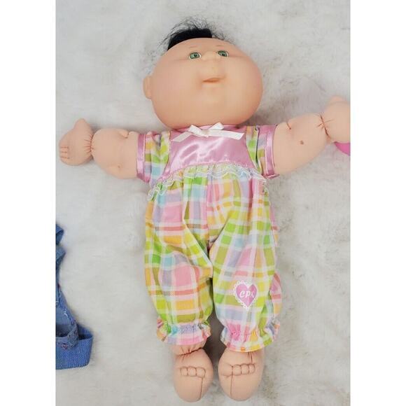 Cabbage‎ Patch Girl Doll Genuine Plaid Outfight Bright Green Eyes 1996 W/ Bottle - Picture 2 of 4